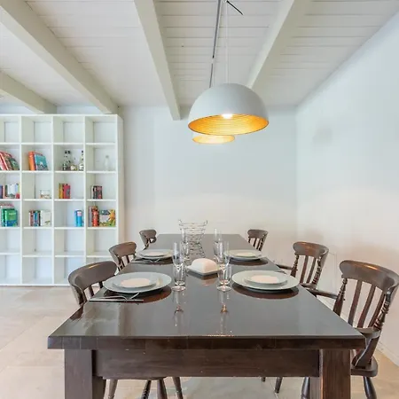 Hus Paula Holiday home *